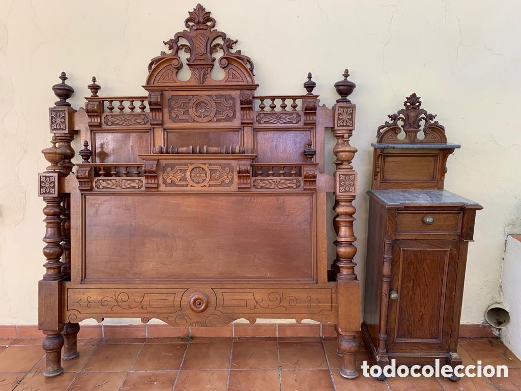 Antig&uuml;edades: Cama y mesa de noche madera - Foto 1