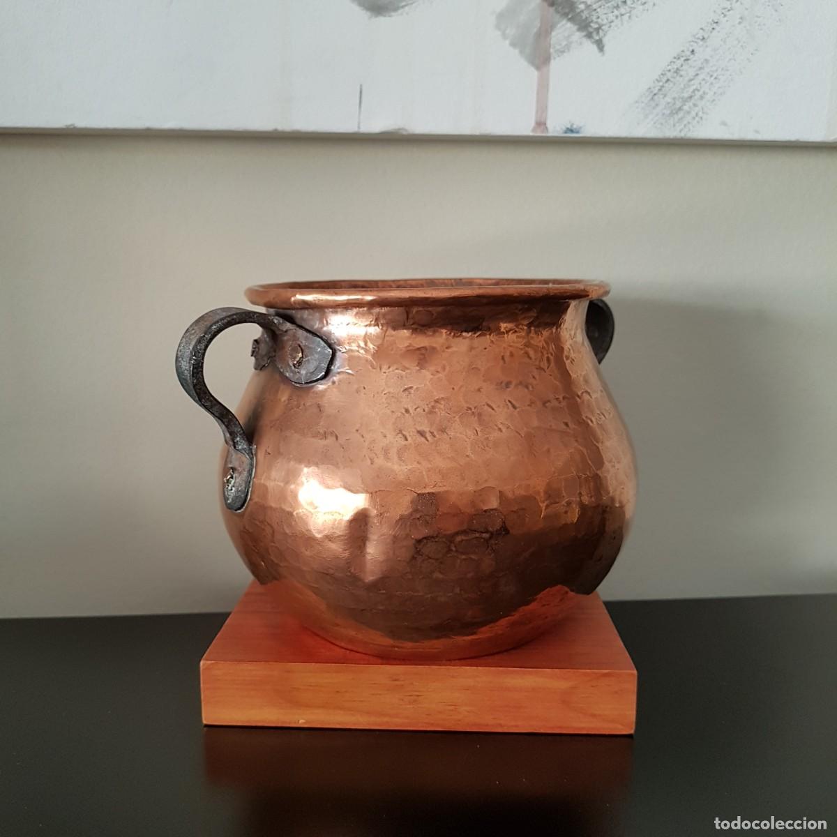 Antig&uuml;edades: OLLA PEROL DE COBRE CON ASAS DE HIERRO. - Foto 3