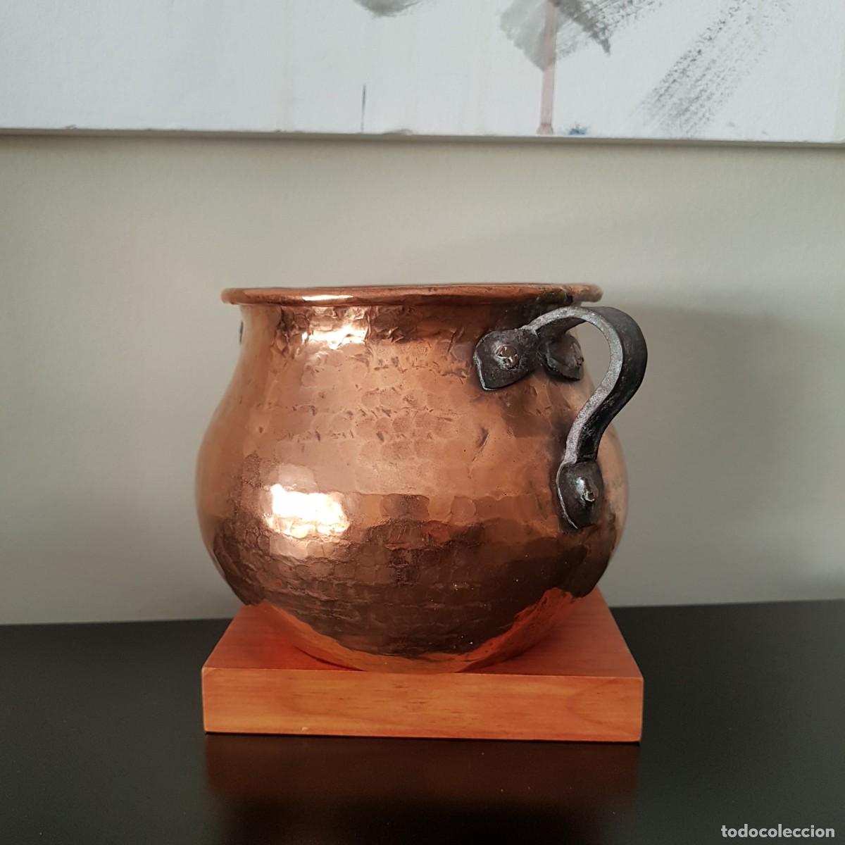 Antig&uuml;edades: OLLA PEROL DE COBRE CON ASAS DE HIERRO. - Foto 4