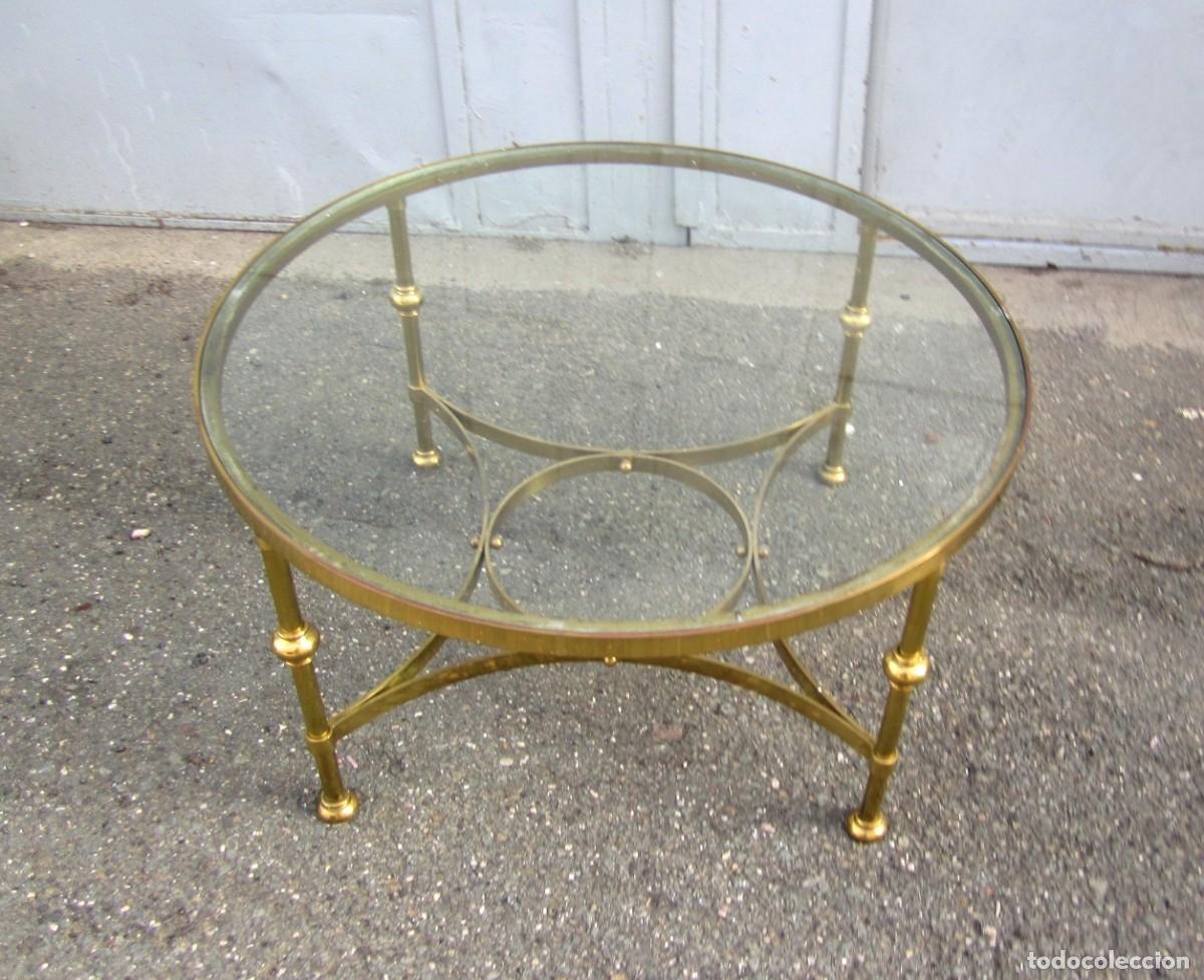Antig&uuml;edades: Mesa redonda de centro, en bronce vintage SXX - Foto 2