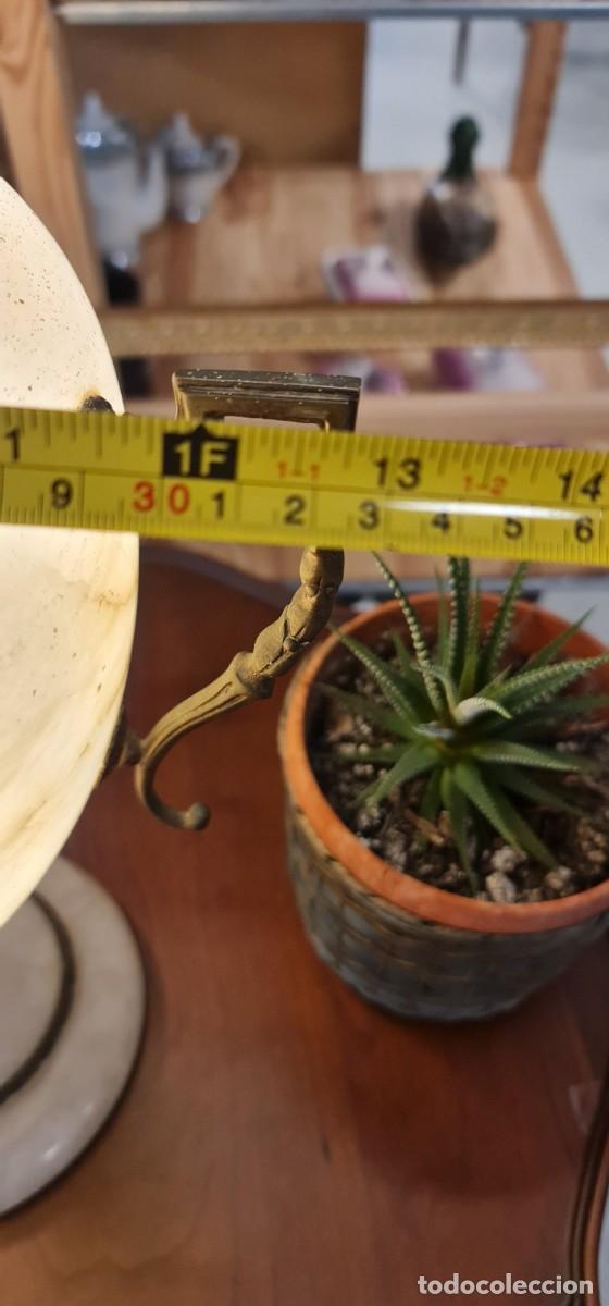 Antig&uuml;edades: L&aacute;mpara de mesa de alabastro y lat&oacute;n - Foto 8