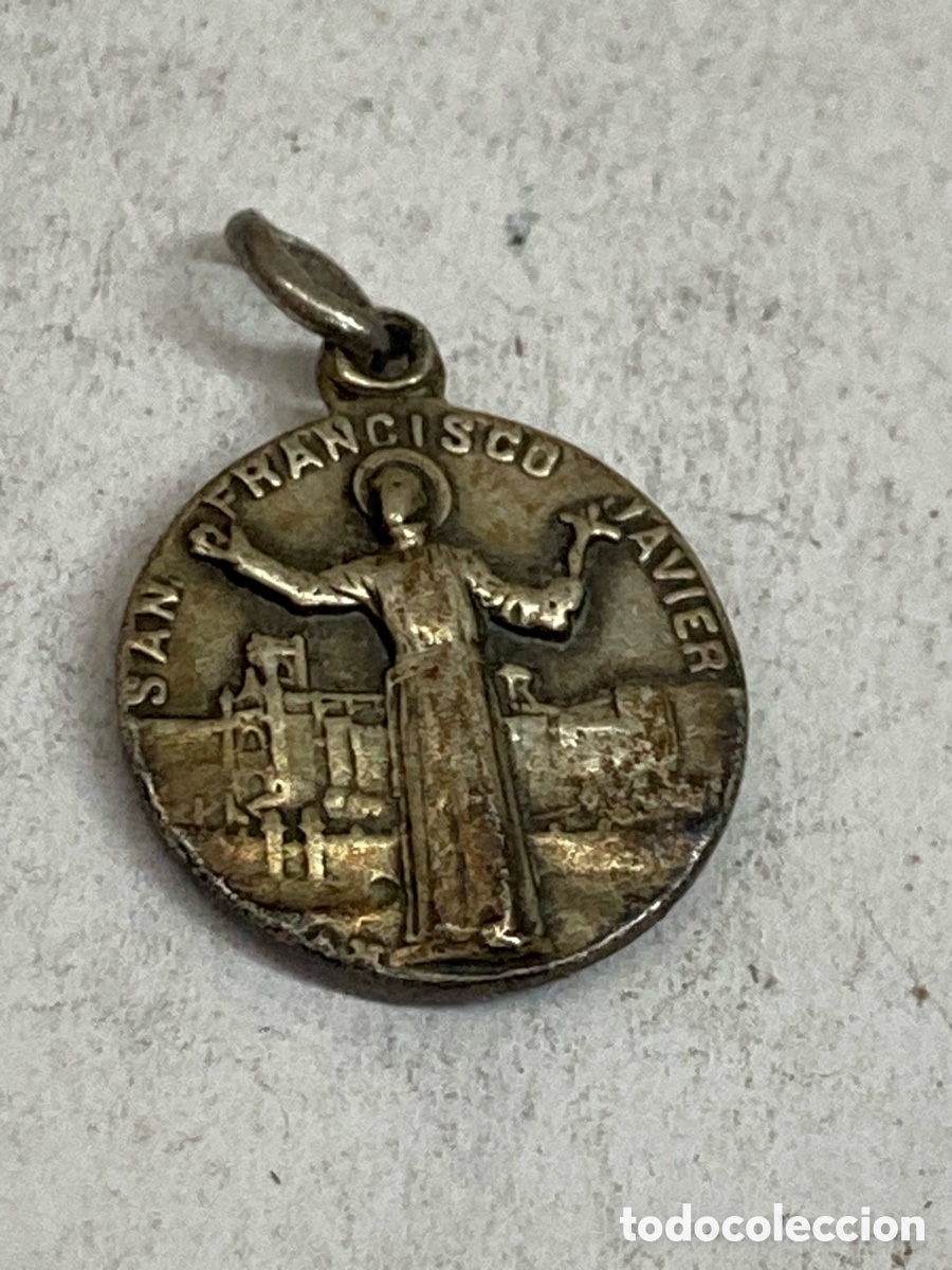 Antig&uuml;edades: Medalla de plata religiosa C163 - Foto 1