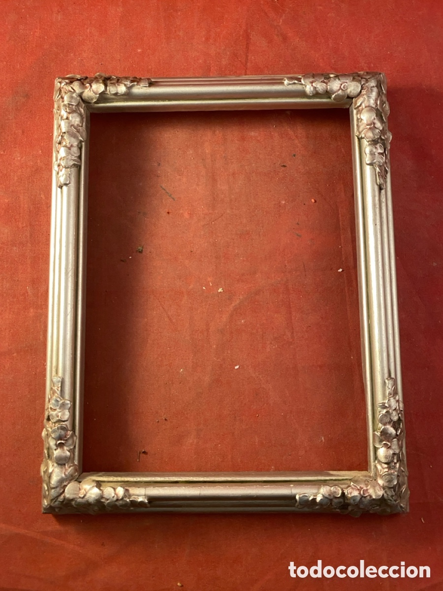 Antig&uuml;edades: Antiguo marco de madera plateado - Foto 1