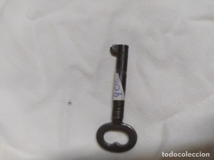 Antig&uuml;edades: Antigua llave forja. Cesto llave 908 - Foto 5