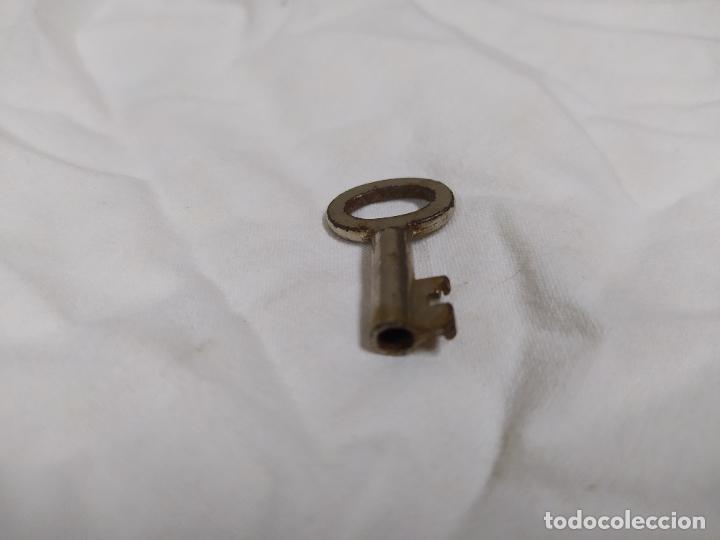 Antig&uuml;edades: Antigua llave hueca. Cesto llave 904 - Foto 5