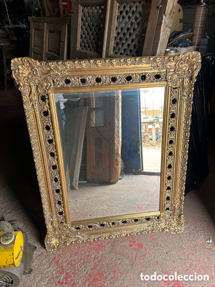 Antig&uuml;edades: Espejo de madera policromado al pan de oro - Foto 1