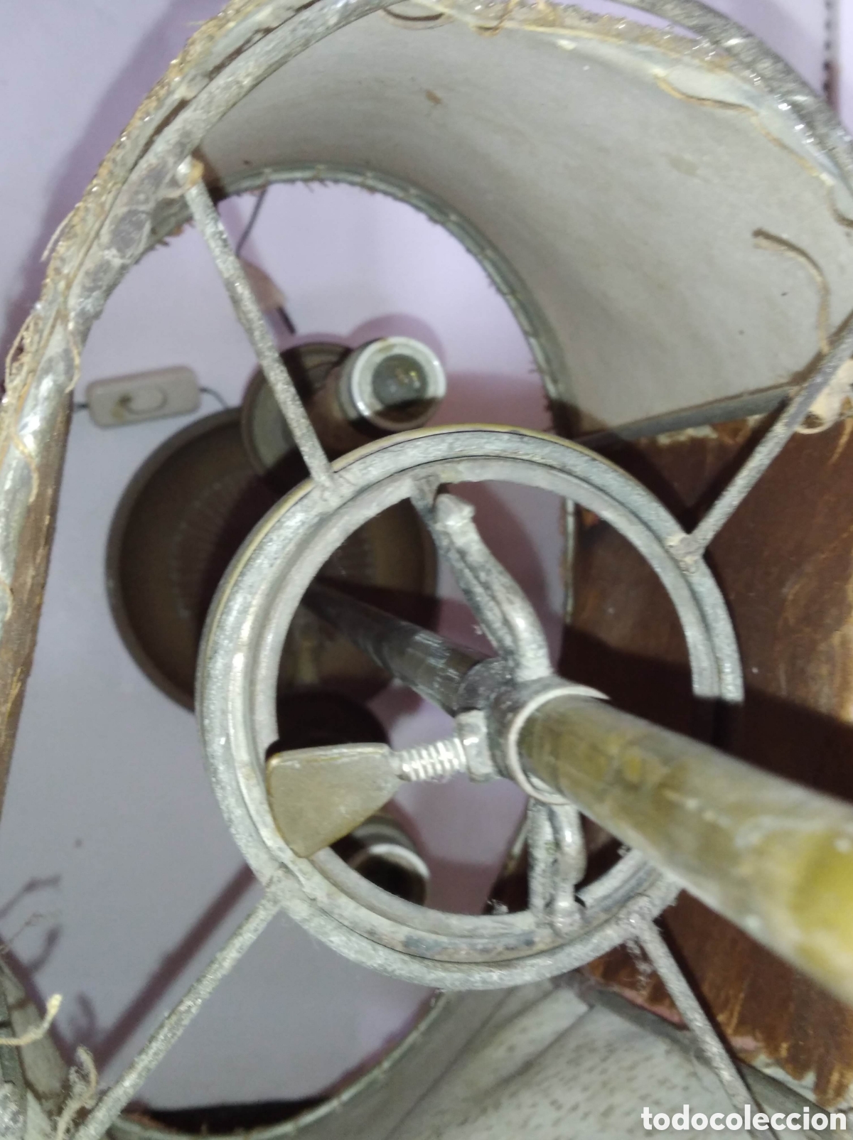 Antig&uuml;edades: L&aacute;mpara antigua de metal - Foto 10