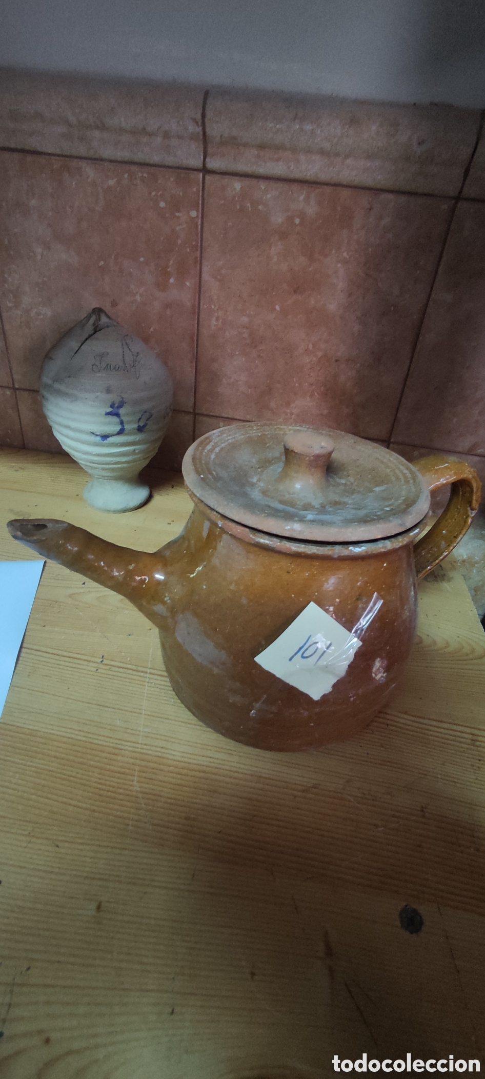 Antig&uuml;edades: TETERA DE BARRO CON TAPA ANTIGUA - Foto 2