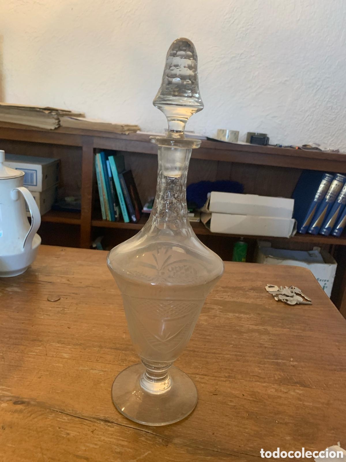 Antig&uuml;edades: Botella de cristal tallado - Foto 2