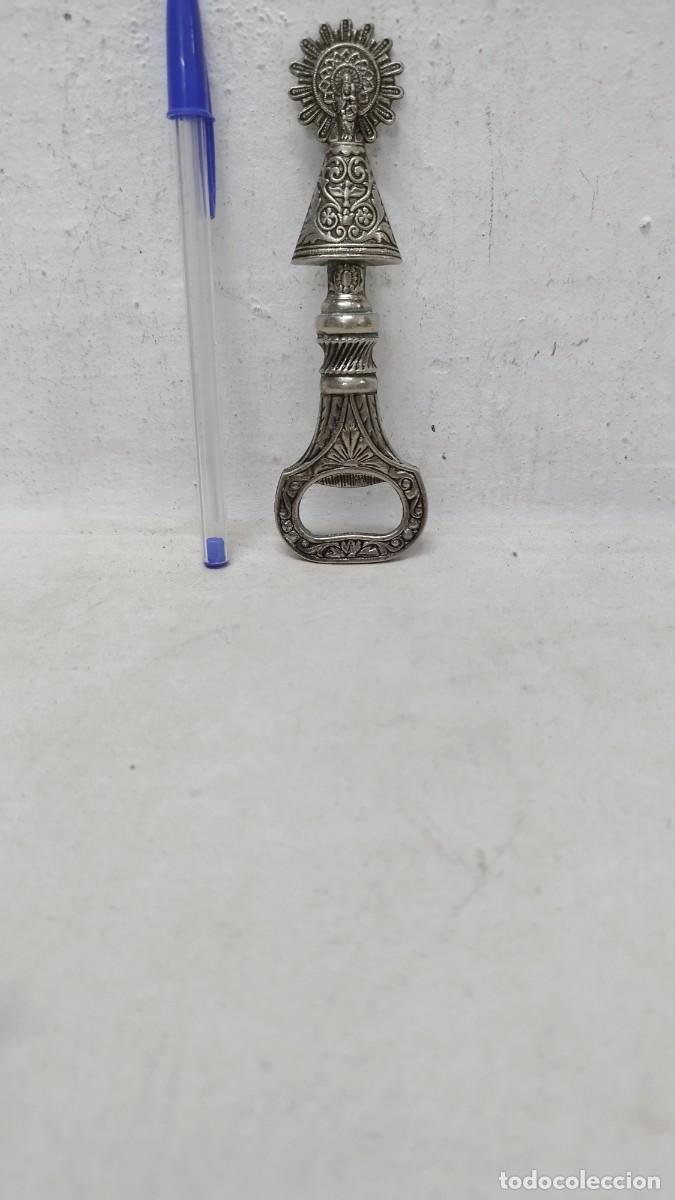 Antig&uuml;edades: Antiguo Abridor abrebotellas religioso. - Foto 1