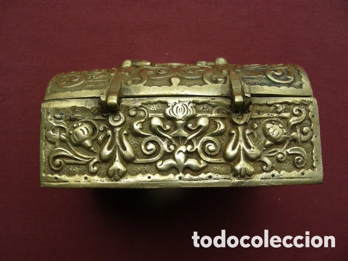 Antig&uuml;edades: CAJA JOYERO COFRE ARCA EN BRONCE - Foto 5