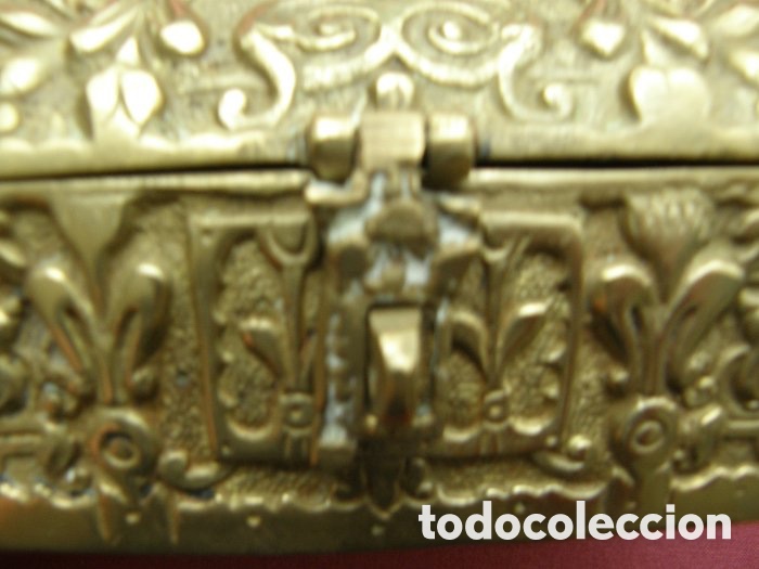 Antig&uuml;edades: CAJA JOYERO COFRE ARCA EN BRONCE - Foto 11