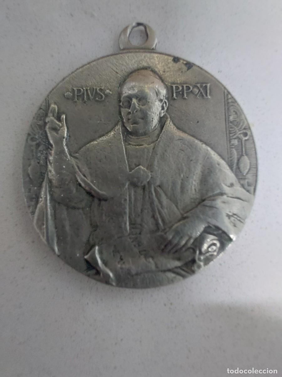 Antig&uuml;edades: Antigua medalla Pio XI - Foto 1