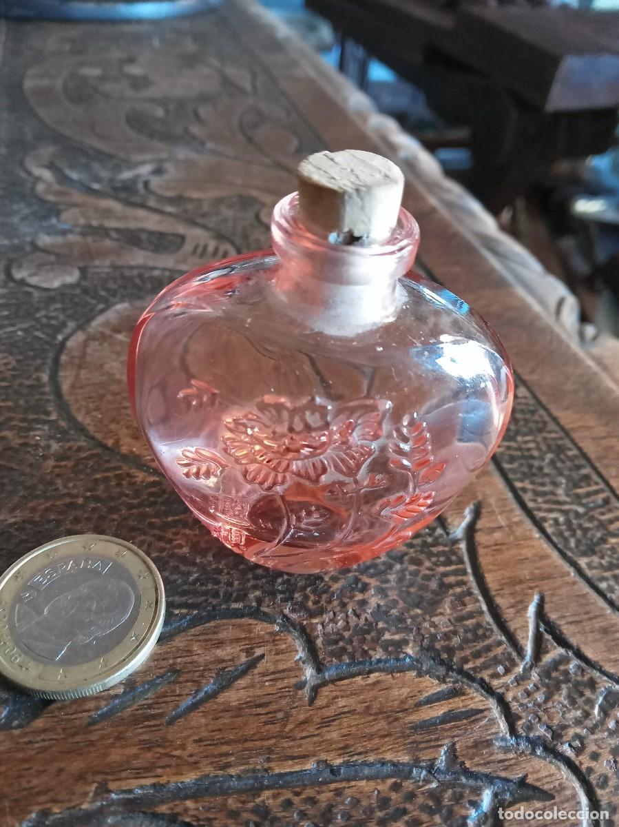 Antig&uuml;edades: Perfumero de cristal chino - Foto 2
