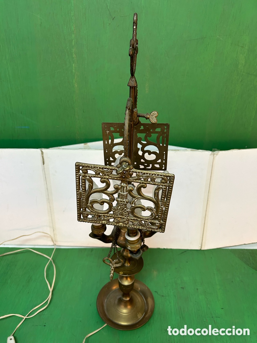 Antig&uuml;edades: CANDELABRO BRONCE DE MESA CON LUZ - Foto 2