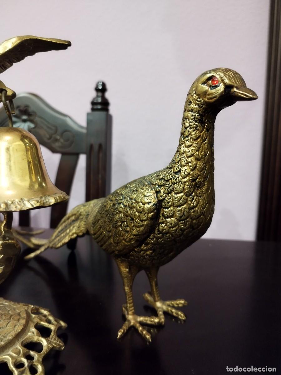 Antig&uuml;edades: ANTIGUO CONJUNTO DE P&Aacute;JAROS EN BRONCE CON CAMPANA - Foto 6