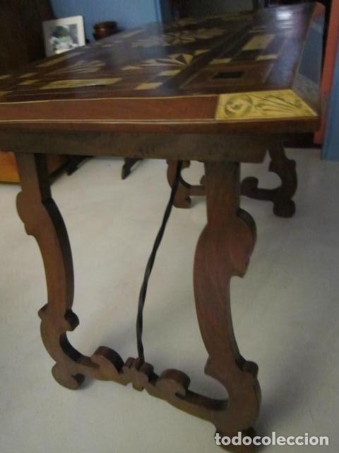 Antig&uuml;edades: Mesa de Taracea - Foto 4