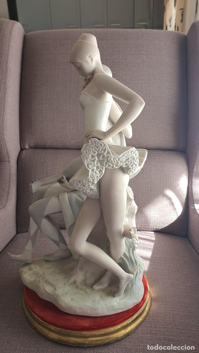 Antig&uuml;edades: Arlequin con mandolina y bailarina. Lladr&oacute; - Foto 2
