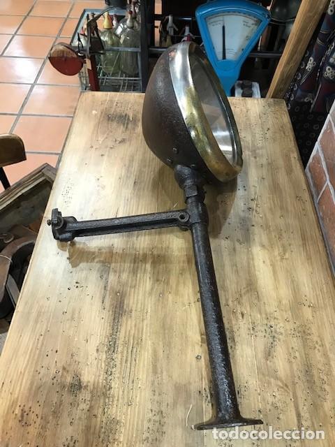Antig&uuml;edades: Foco cami&oacute;n antiguo - Foto 8