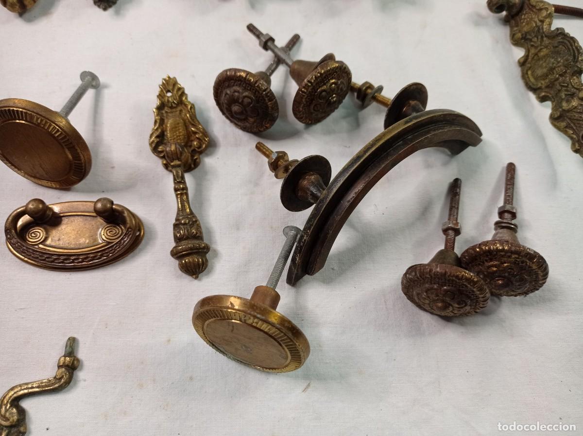 lote de tres tiradores antiguos de bronce o lat - Compra venta en  todocoleccion