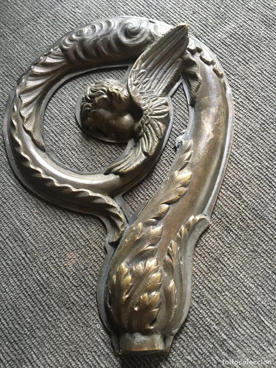 Antig&uuml;edades: Baculo bronce xix angel molde - Foto 1