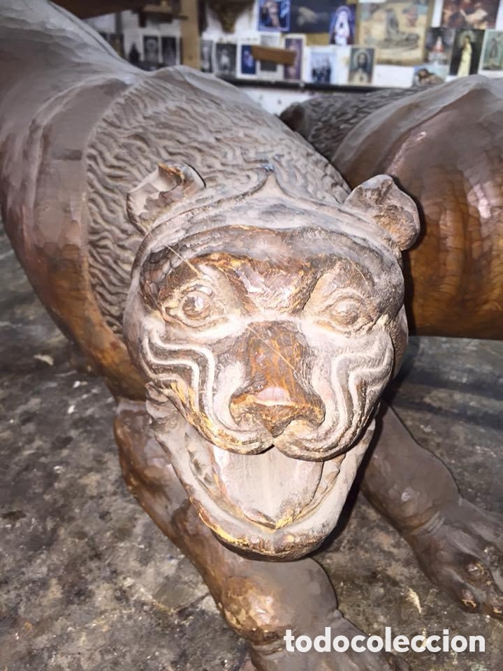 Antig&uuml;edades: Mesa baja LEONES en madera tallada - Foto 3