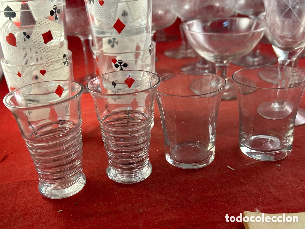 Antig&uuml;edades: LOTE DE VASOS DE CRISTAL - Foto 2