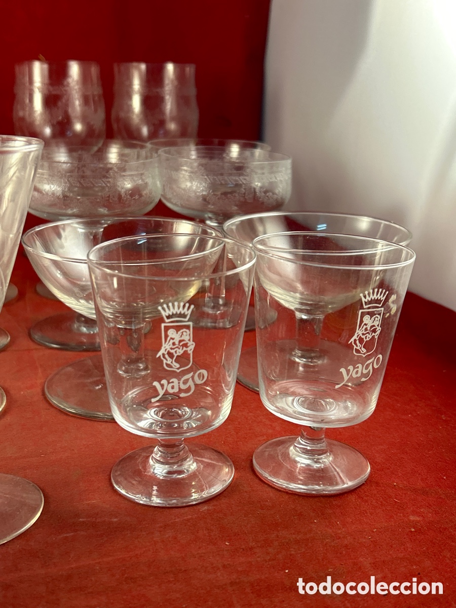 Antig&uuml;edades: LOTE DE VASOS DE CRISTAL - Foto 3