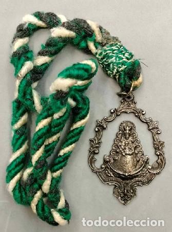 Antig&uuml;edades: VIRGEN DEL ROC&Iacute;O CON CORD&Oacute;N MEDALLA-1391 - Foto 1