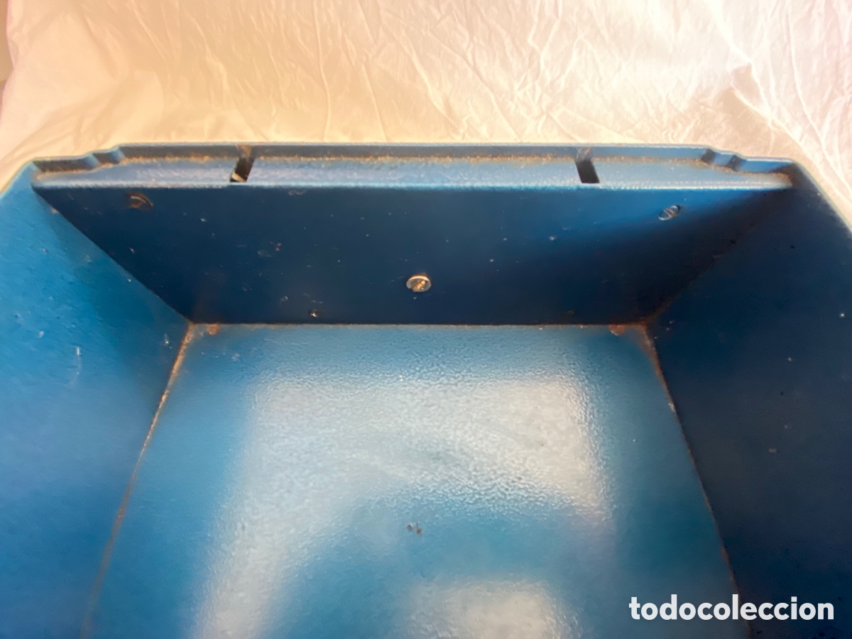 Antig&uuml;edades: Caja de caudales con clave y llave funciona perfectamente - Foto 2