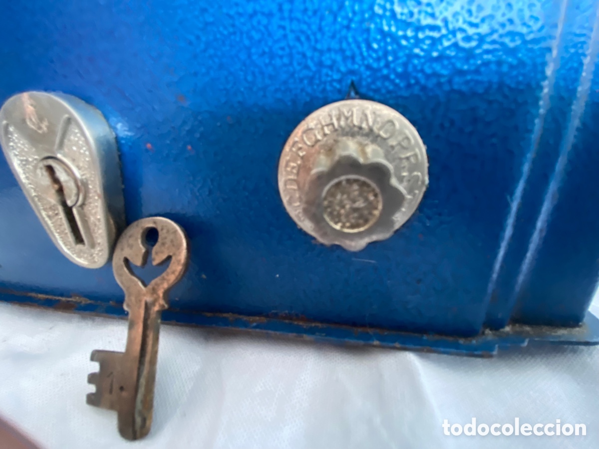 Antig&uuml;edades: Caja de caudales con clave y llave funciona perfectamente - Foto 9