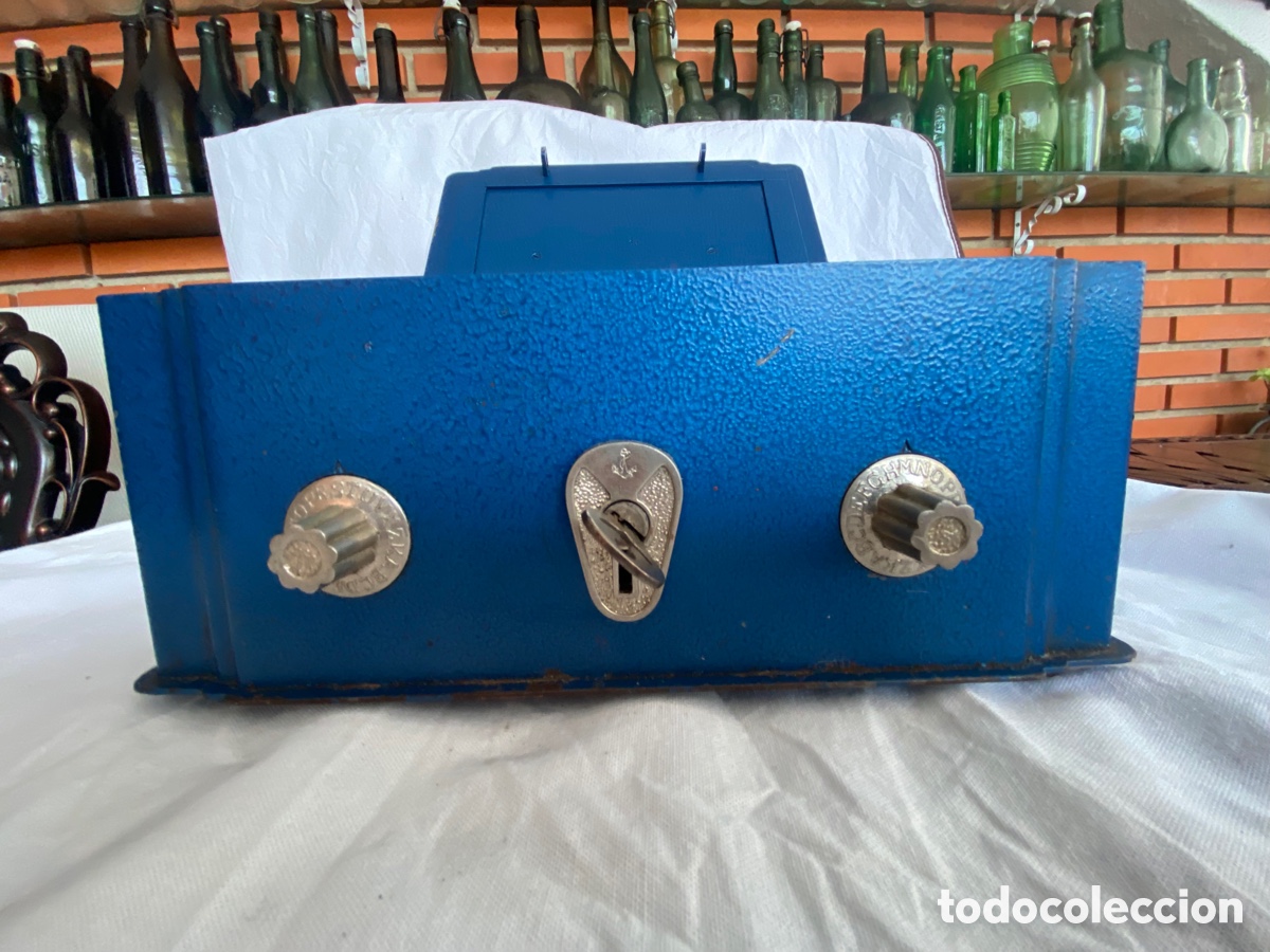 Antig&uuml;edades: Caja de caudales con clave y llave funciona perfectamente - Foto 13