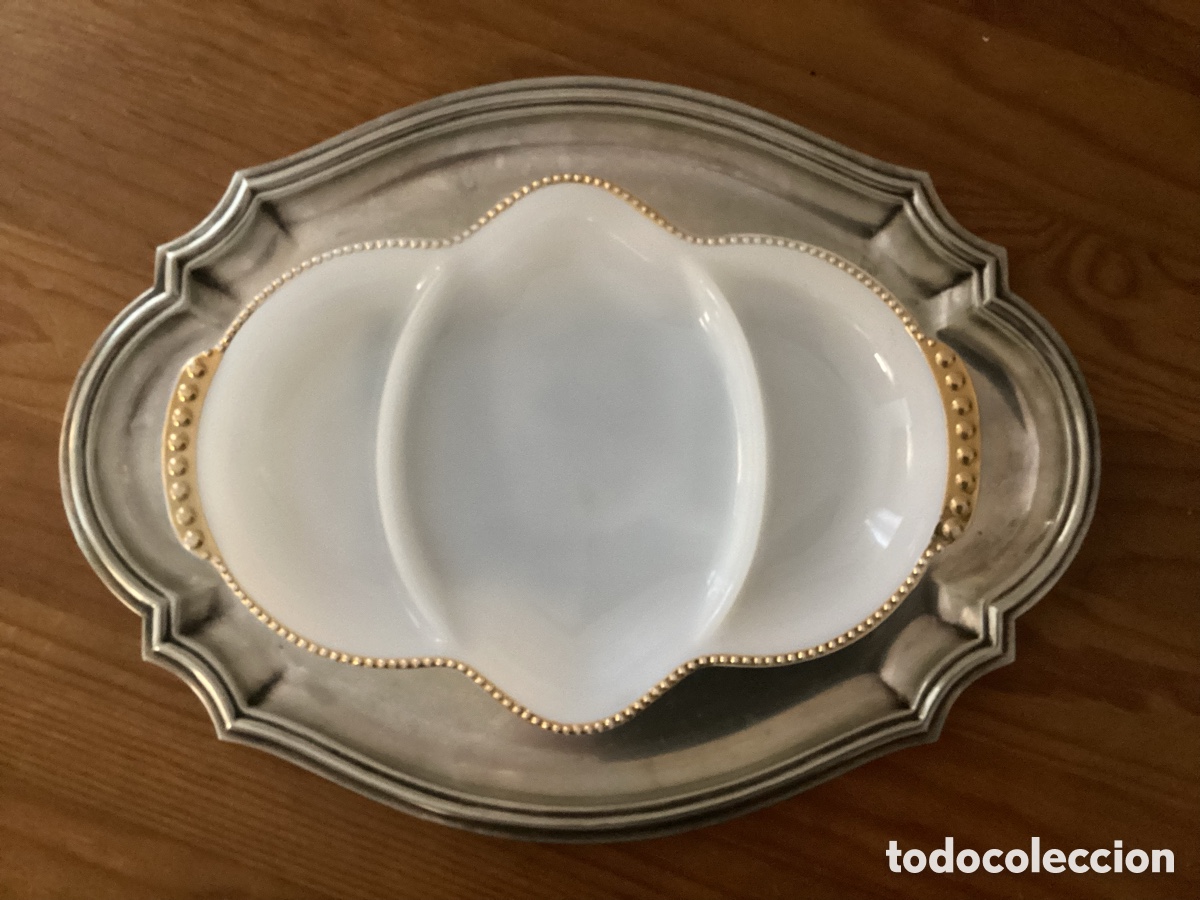 Antiquit&auml;ten: Elegante pieza Opalina americana de 1950, plato de aperitivos. Top! 28x20 cm/s.