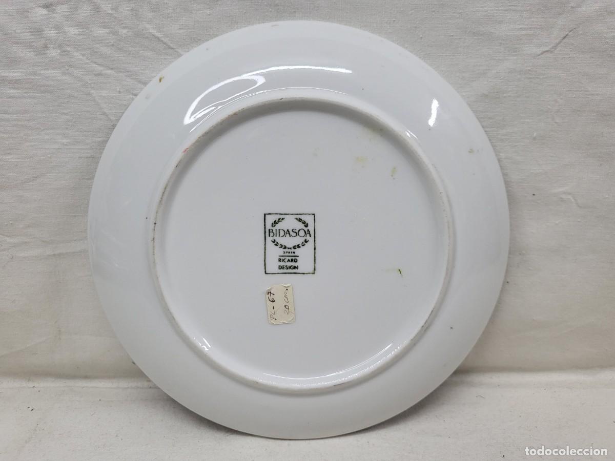 Antig&uuml;edades: PLATO PORCELANA BIDASOA - Foto 3