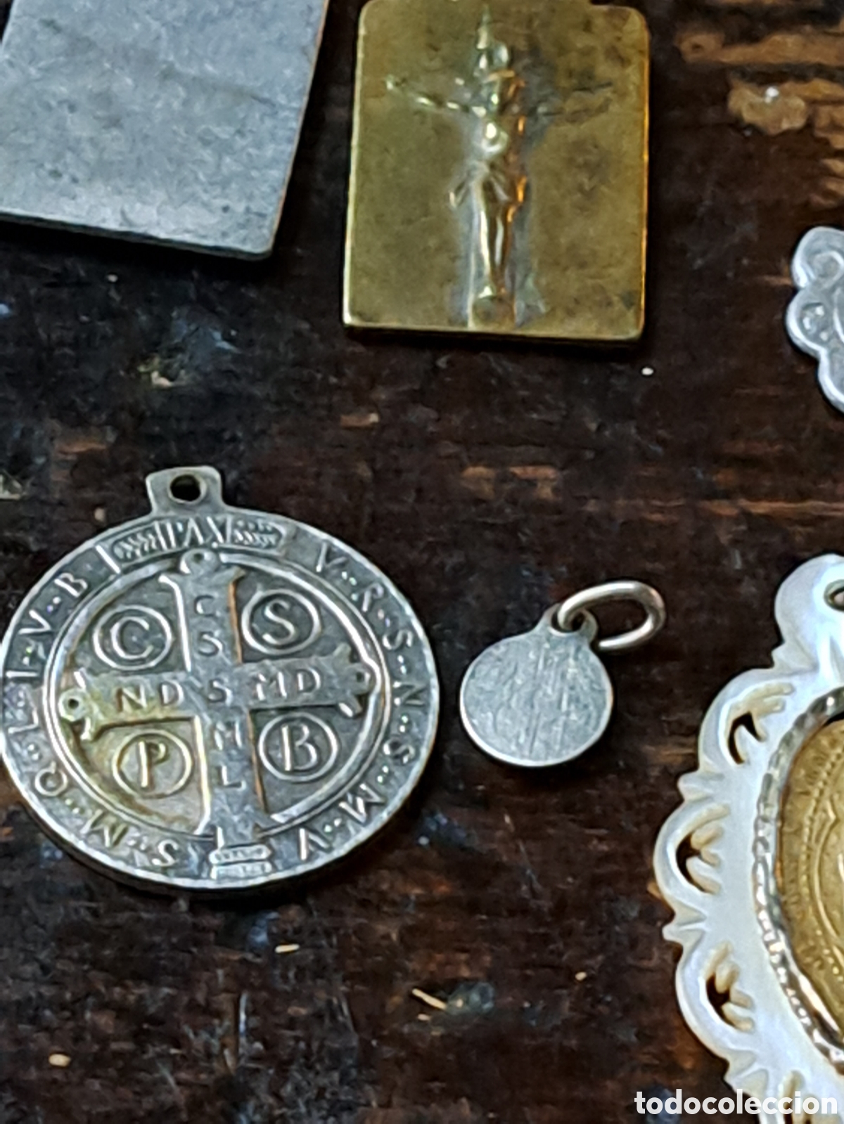 Antig&uuml;edades: Lote de medallas - Foto 11