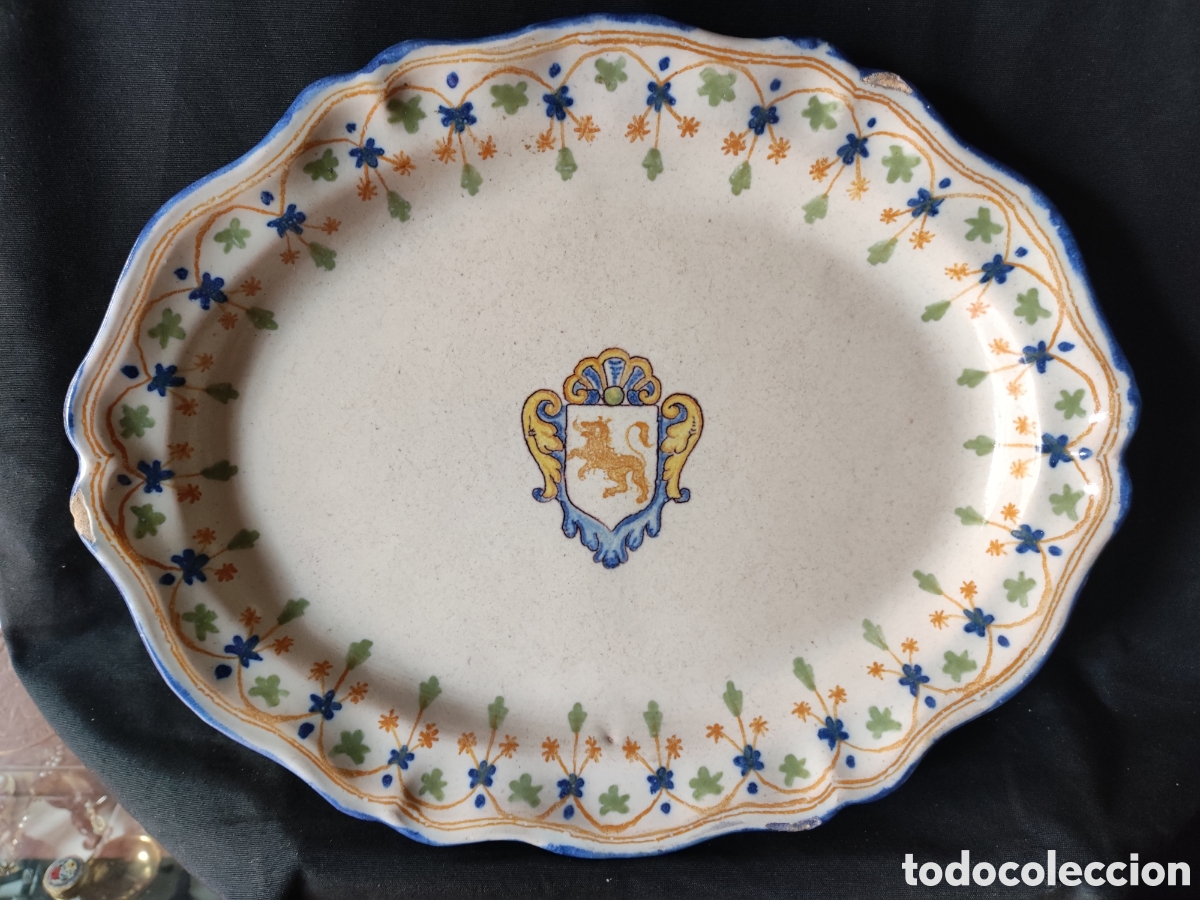 Antig&uuml;edades: Bandeja de cer&aacute;mica Talavera - Foto 1