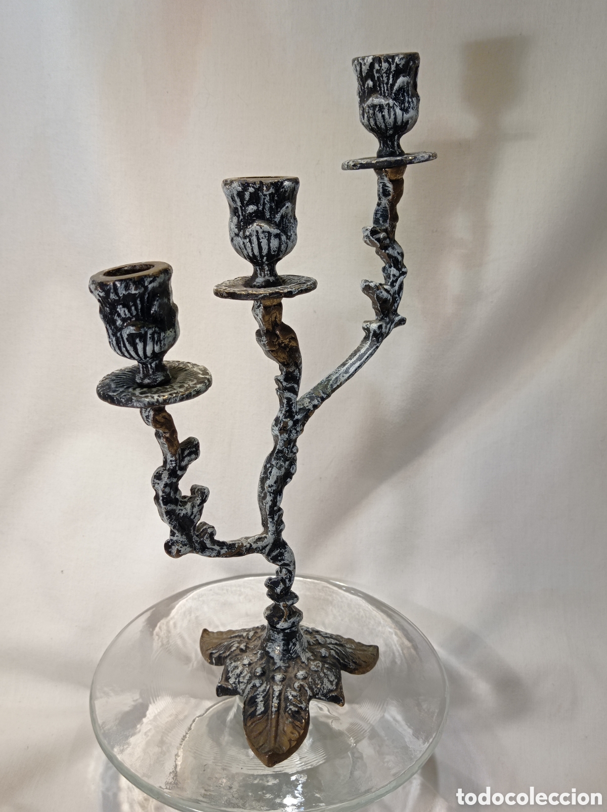Antig&uuml;edades: CANDELABRO DE BRONCE PINTADO ESTILO MODERNISTA - Foto 2