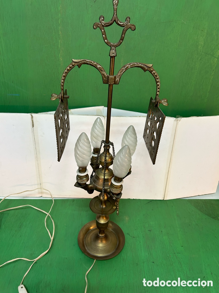 Antig&uuml;edades: CANDELABRO BRONCE DE MESA CON LUZ - Foto 1
