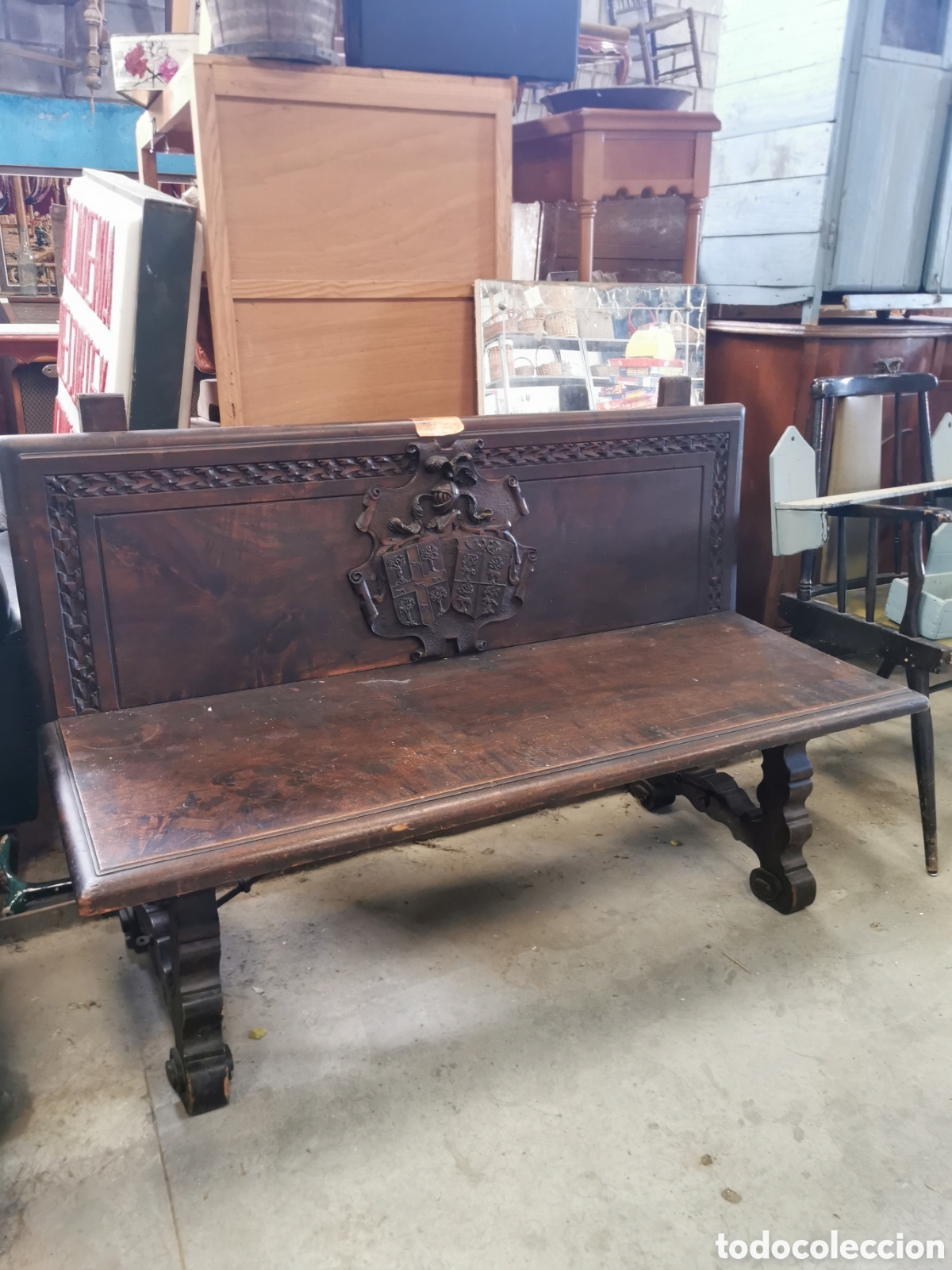 Antig&uuml;edades: Banco o esca&ntilde;o antiguo de madera. - Foto 2