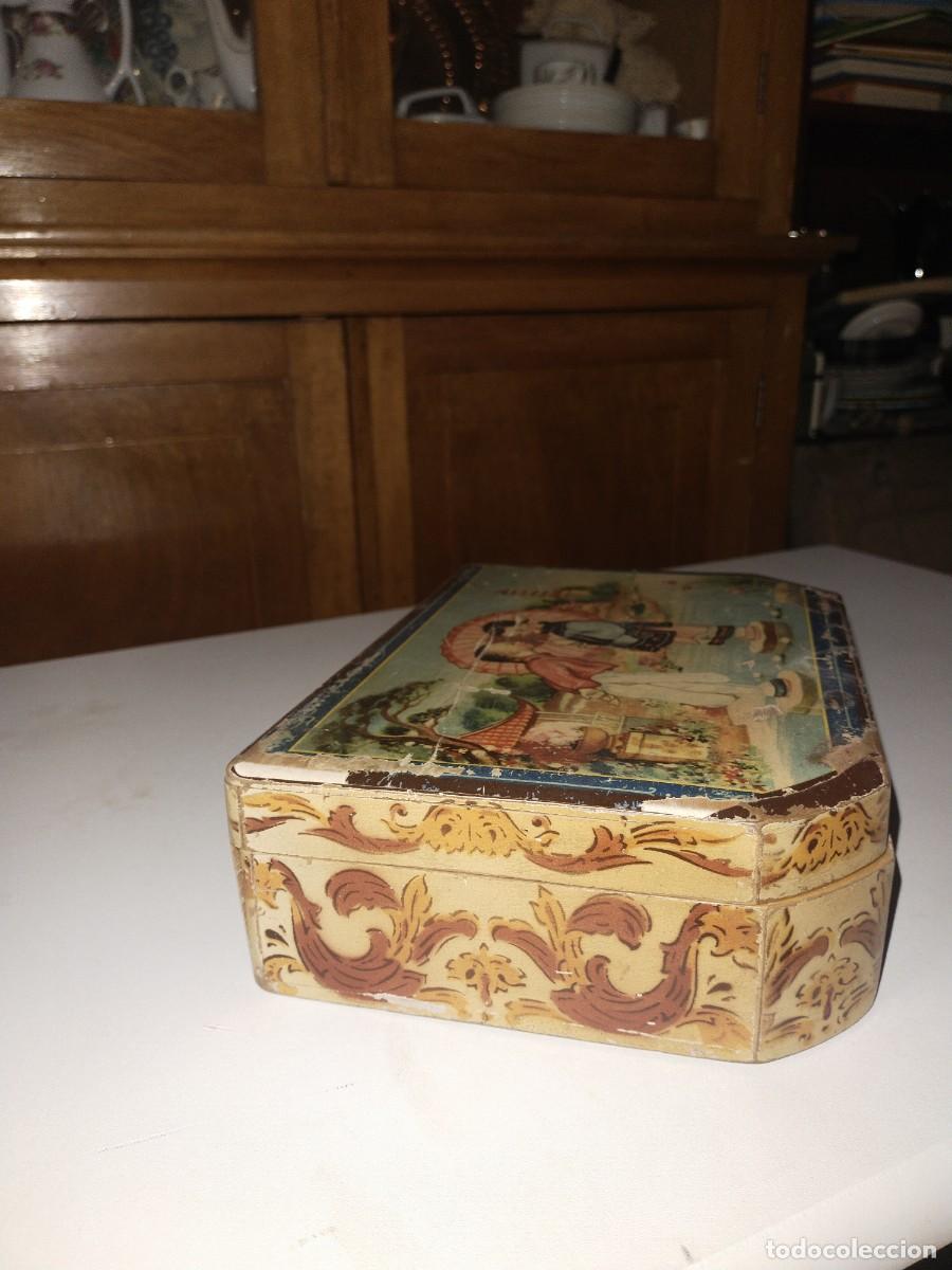 Antig&uuml;edades: Antigua caja neceser - Foto 3