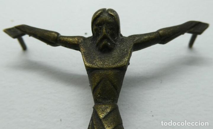 Antig&uuml;edades: Antiguo cristo de bronce - Foto 2