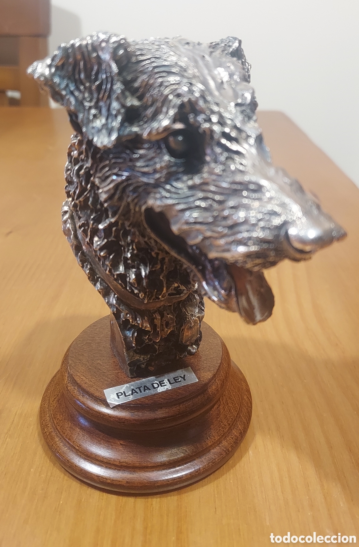 Antig&uuml;edades: CABEZA DE PERRO BA&Ntilde;ADO EN PLATA - Foto 1