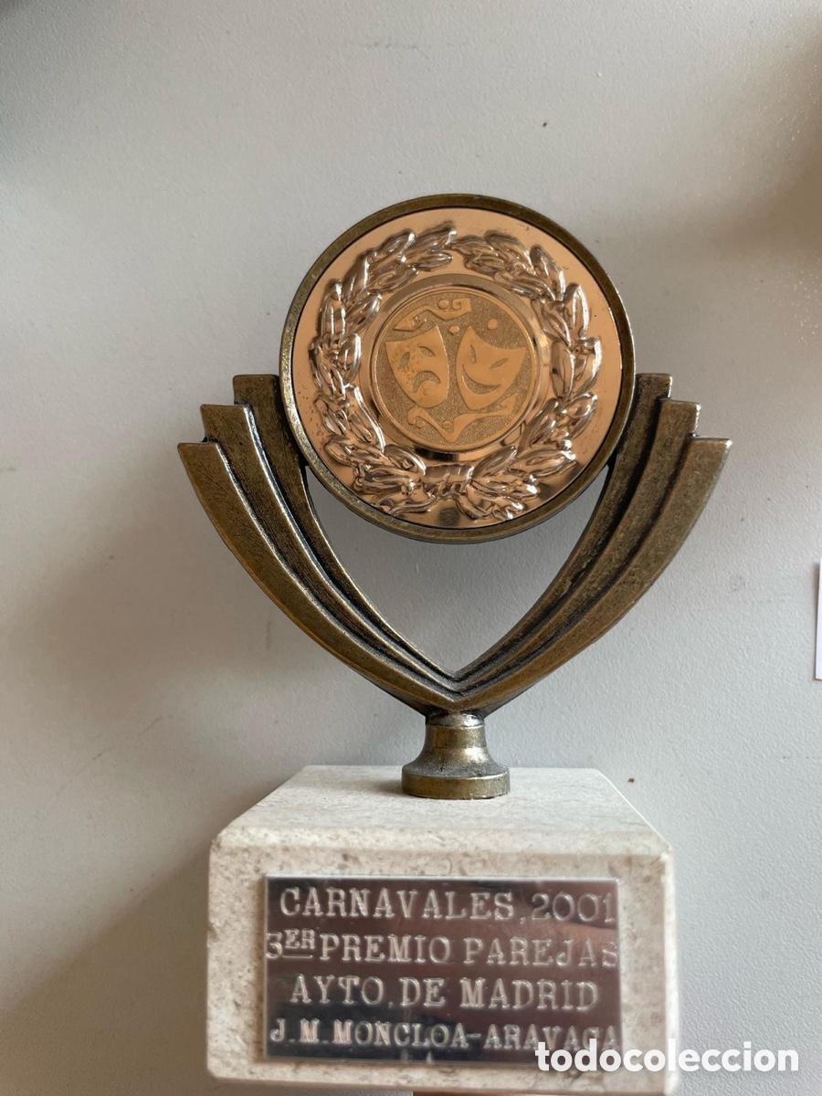 Antig&uuml;edades: Trofeos de carnavales - Foto 2