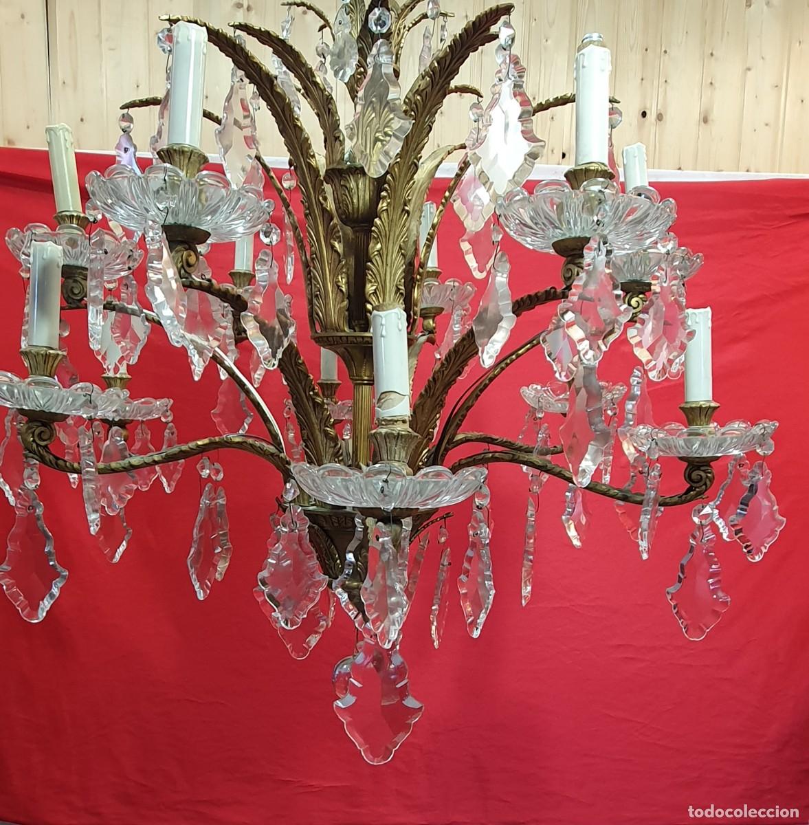 Antig&uuml;edades: Lampara antigua de bronce y cristal - Foto 2