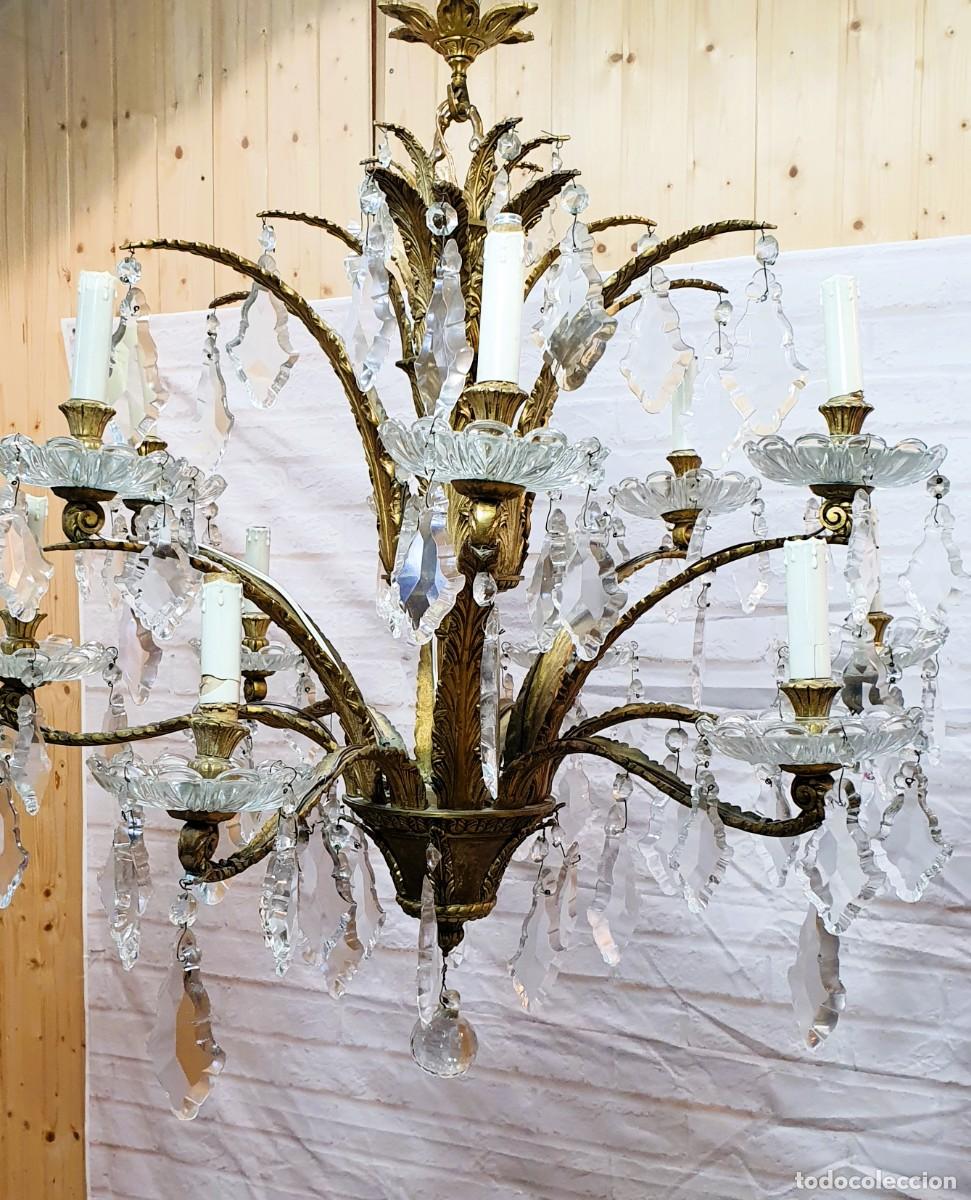 Antig&uuml;edades: Lampara antigua de bronce y cristal - Foto 3