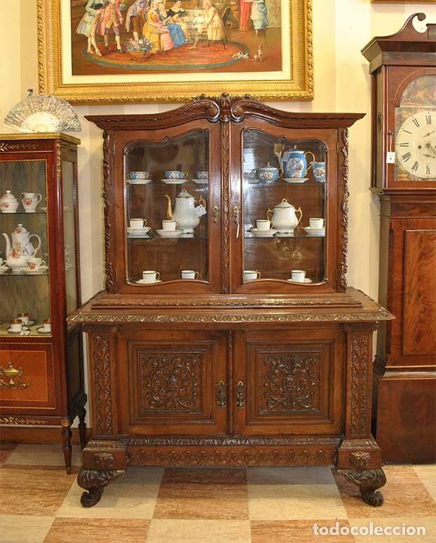 Antig&uuml;edades: VITRINA ANTIGUA TALLADA - Foto 1