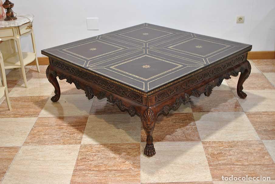 Antig&uuml;edades: MESA DE CENTRO TALLADA CON TABLERO DE CUERO - Foto 10
