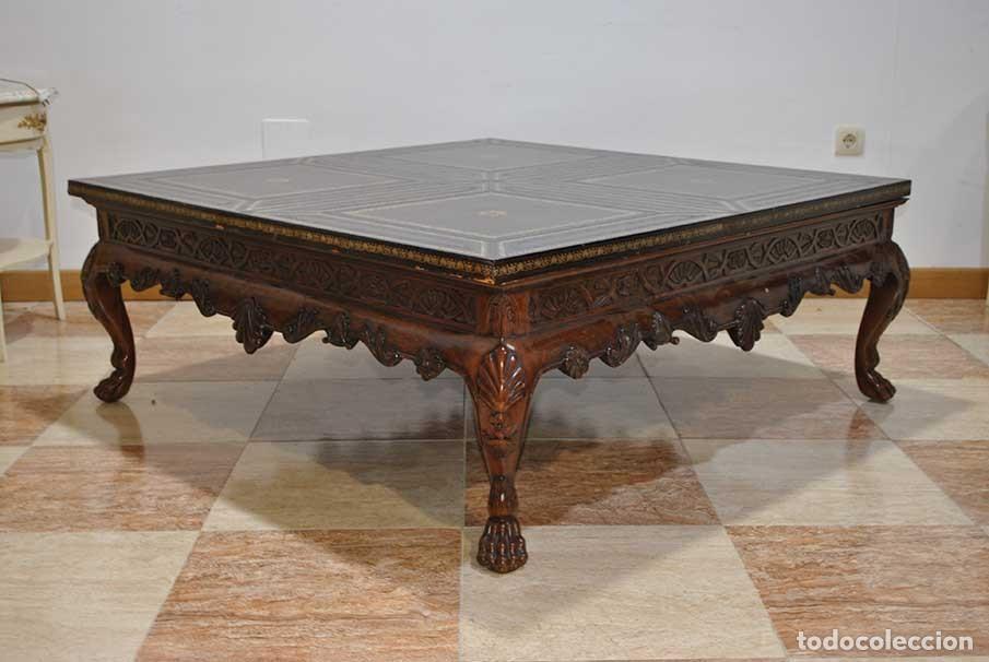 Antig&uuml;edades: MESA DE CENTRO TALLADA CON TABLERO DE CUERO - Foto 11