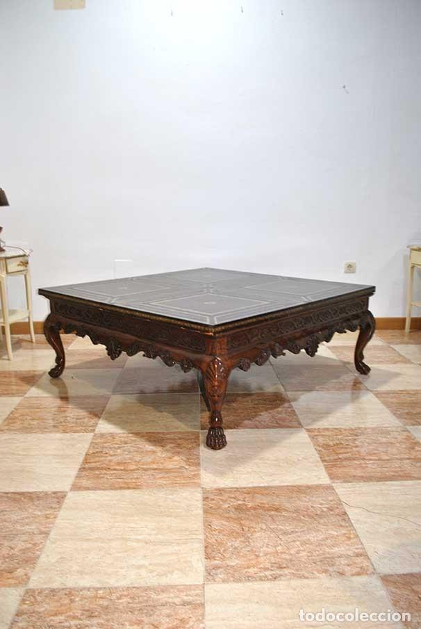 Antig&uuml;edades: MESA DE CENTRO TALLADA CON TABLERO DE CUERO - Foto 12