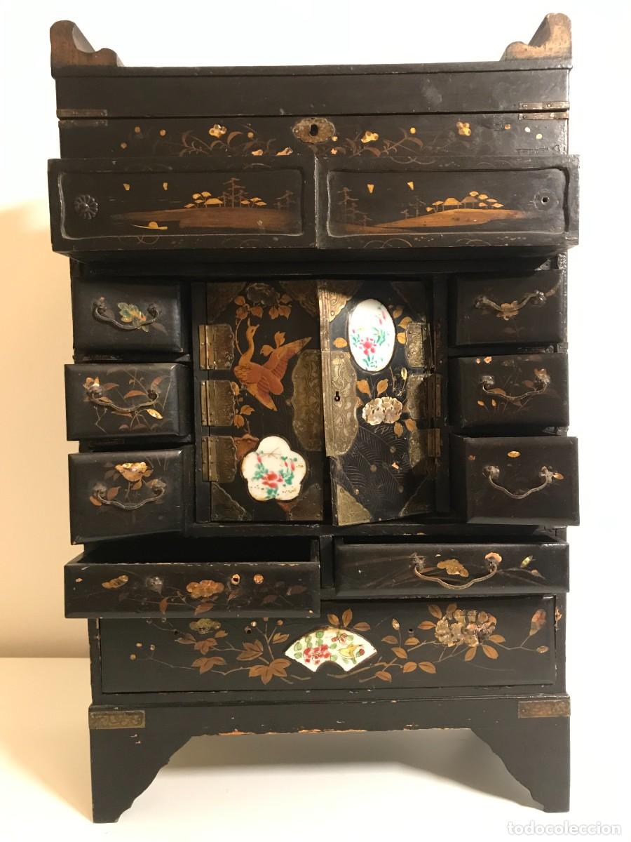 Antig&uuml;edades: JOYERO-TANSU - Foto 2
